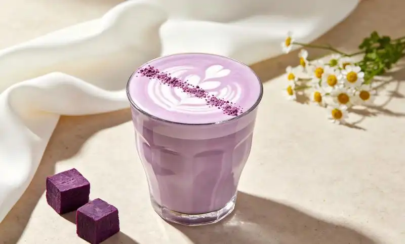 How Does Ube Powder Create a Naturally Purple Latte?